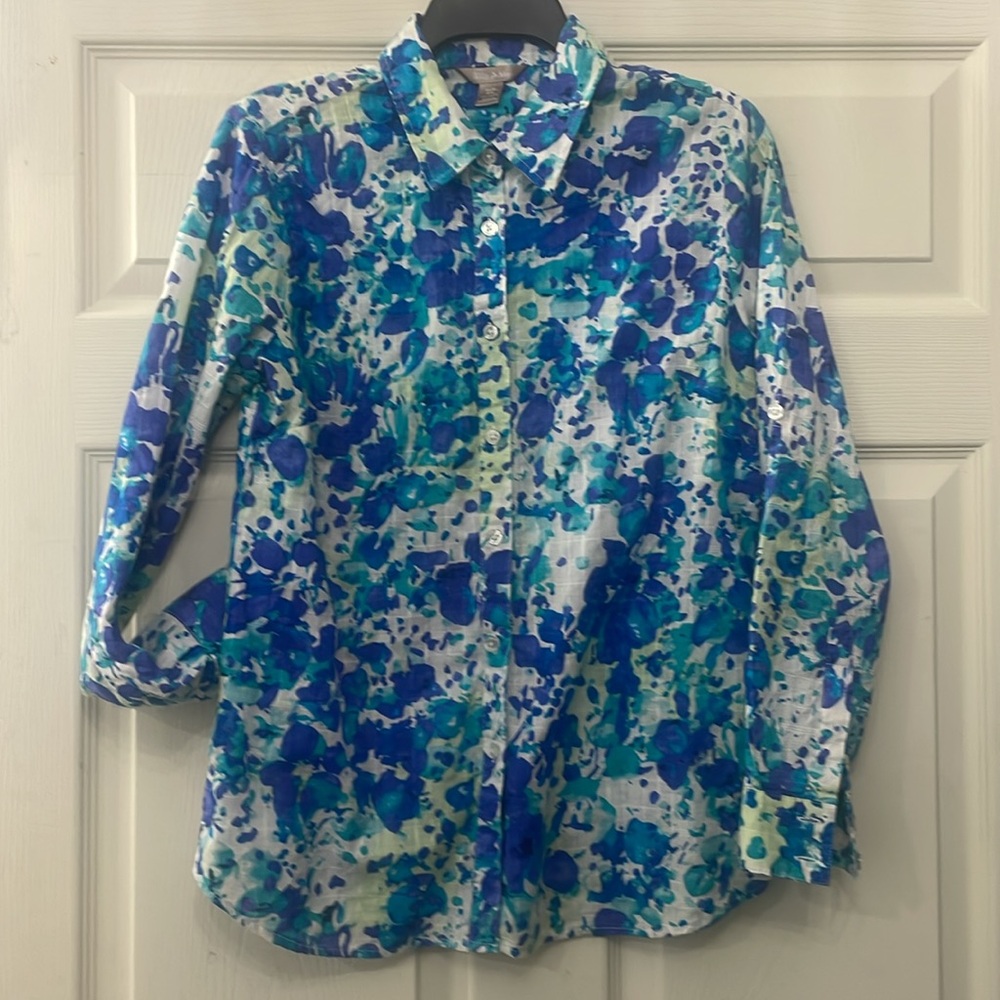 Blue and Green Patterned White Stag Women’s Blouse Size S